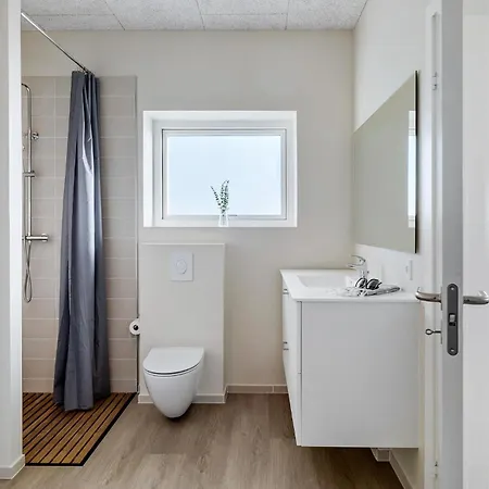 1 Bedroom Gorgeous In *