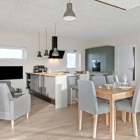 2 Bedroom Cozy In * Hadsund