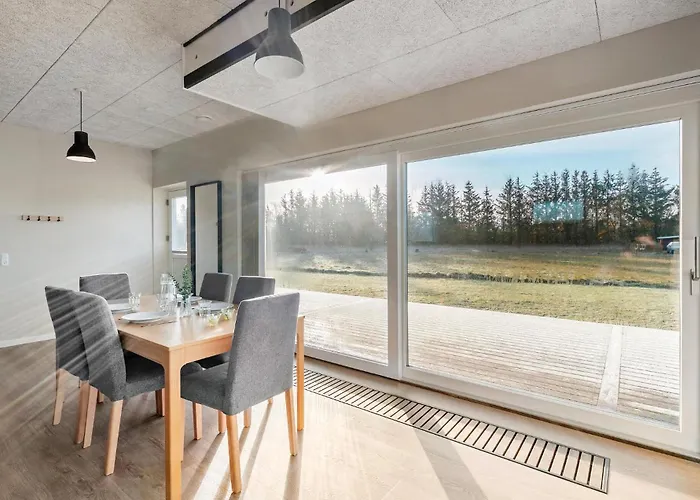 1 Bedroom Gorgeous In Casa de Férias Hadsund