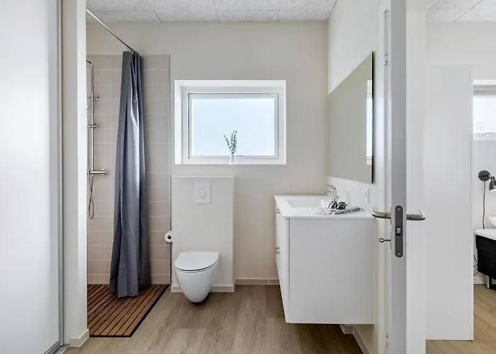 1 Bedroom Gorgeous In *